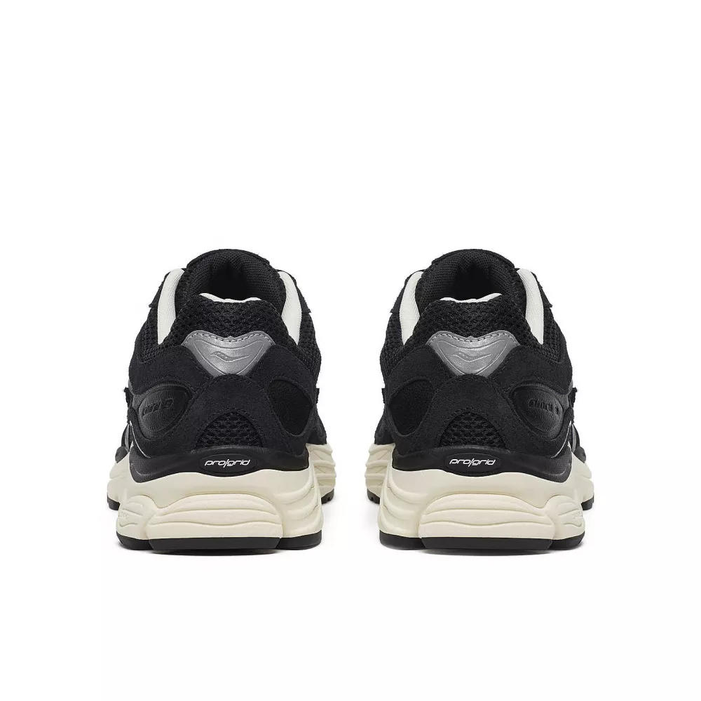 Кросівки Saucony PROGRID OMNI 9 PREMIUM